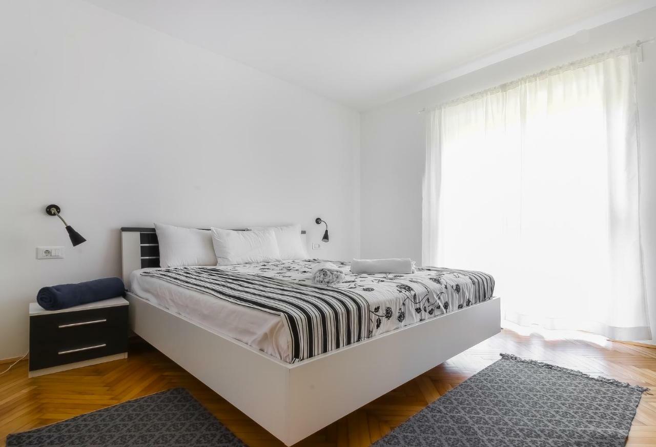 Saten Suite Apartment Near The Beach โปเรช ภายนอก รูปภาพ