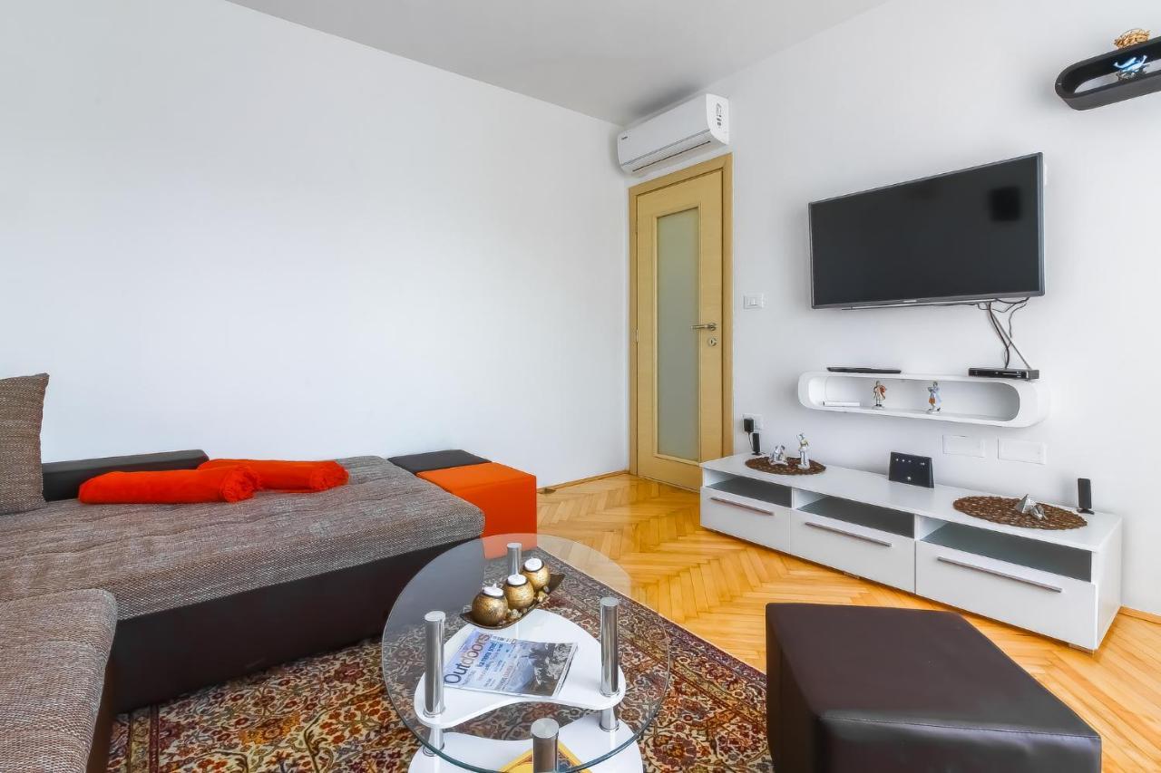 Saten Suite Apartment Near The Beach โปเรช ภายนอก รูปภาพ